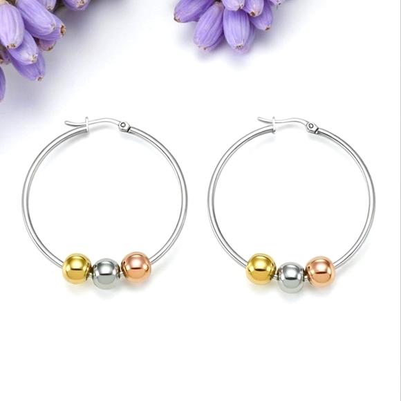 🆕️ 18K Gold Plated Stainless Steel Tri-Color Beaded Hoop Earrings Trendy Chic - Picture 1 of 9